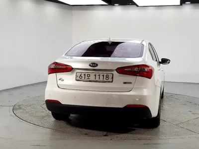 Kia K3 2014, 167607 км, за 1962.72 USD