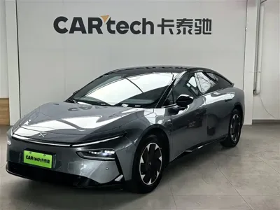Xpeng P7+ · 2025 год