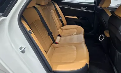 Kia K5 2021, 52632 км, за 16156.36 USD - фото 26