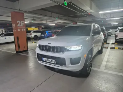 Jeep Cherokee · 2023 год
