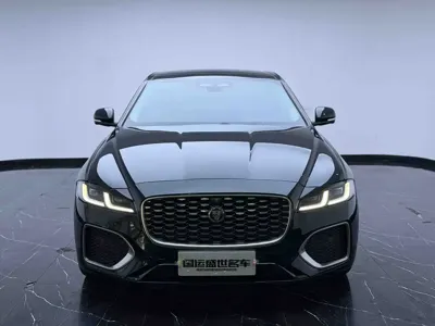 Jaguar XFL 2022, 81000 км, за 21956.8 USD