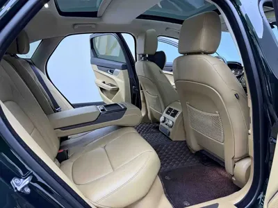 Jaguar XFL 2022, 81000 км, за 21924.57 USD - фото 9