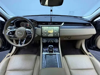 Jaguar XFL 2022, 81000 км, за 21924.57 USD - фото 12