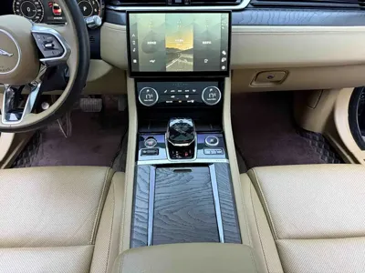 Jaguar XFL 2022, 81000 км, за 21924.57 USD - фото 13