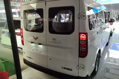 Wuling Yangguang 2026, 100 км, за 14456 USD