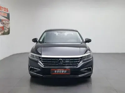 Volkswagen 帕萨特插电混动 2022, 53400 км, за 11652.21 USD