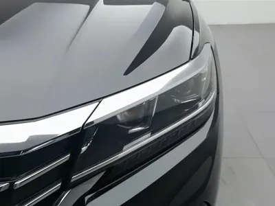 Volkswagen 帕萨特插电混动 2022, 53400 км, за 11652.21 USD - фото 6
