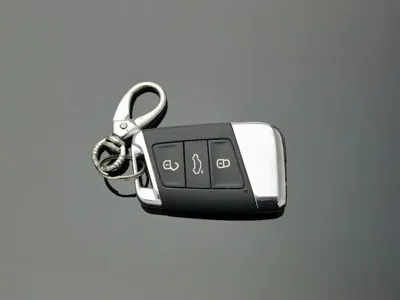 Volkswagen 帕萨特插电混动 2022, 53400 км, за 11652.21 USD - фото 11