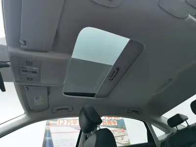 Volkswagen 帕萨特插电混动 2022, 53400 км, за 11652.21 USD - фото 21