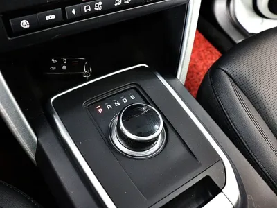 Land Rover Discovery Sport 2019, 95446 км, за 9446.26 USD - фото 6