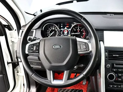 Land Rover Discovery Sport 2019, 95446 км, за 9446.26 USD - фото 11