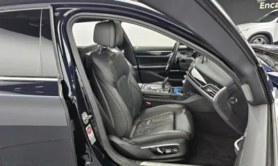 BMW 7-Series 2017, 98180 км, за 24457.98 USD - фото 10