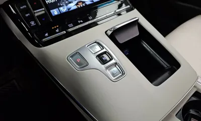 Hyundai Grandeur 2022, 71758 км, за 18175.91 USD - фото 9