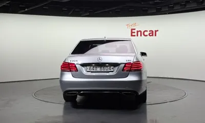 Mercedes-Benz E-Class 2014, 149476 км, за 5550.05 USD