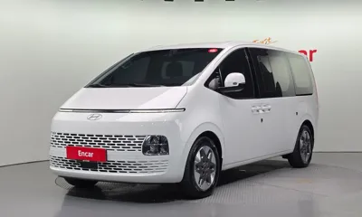 Hyundai Staria · 2025 год