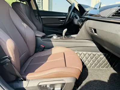 BMW 3 Series 2019, 50000 км, за 16767.58 USD - фото 7