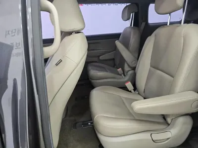 Kia Canival 2018, 125417 км, за 7144.25 USD - фото 16