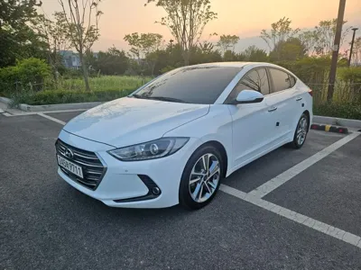 Hyundai Avante · 2018 год