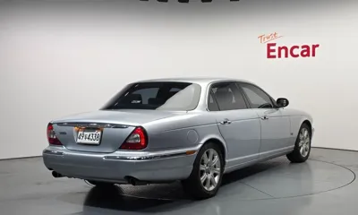 Jaguar XJ-8 2006, 95156 км, за 11815.68 USD