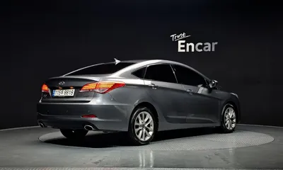 Hyundai i40 2014, 112609 км, за 4296.67 USD