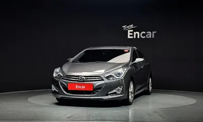Hyundai i40 2014, 112609 км, за 4296.67 USD
