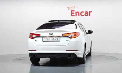 Kia K5 2012, 154644 км, за 3243.84 USD