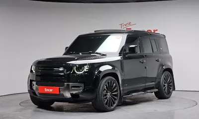 Land Rover Defender · 2023 год
