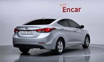 Hyundai Avante 2016, 75112 км, за 4529.34 USD