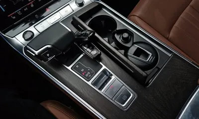 Audi A6 2023, 38934 км, за 23125.2 USD - фото 9
