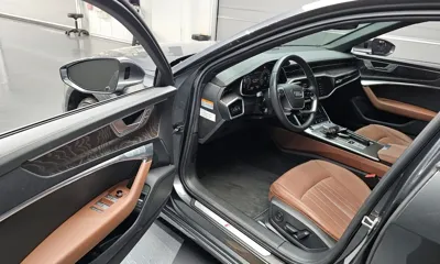 Audi A6 2023, 38934 км, за 23125.2 USD - фото 10