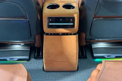 Li Auto L9 2022, 44400 км, за 39845 USD - фото 21