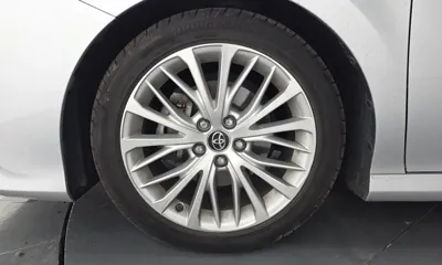Toyota Camry 2018, 95085 км, за 13784.95 USD