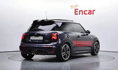 MINI Cooper 2021, 97333 км, за 13154.42 USD