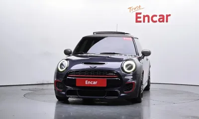 MINI Cooper 2021, 97333 км, за 13154.42 USD