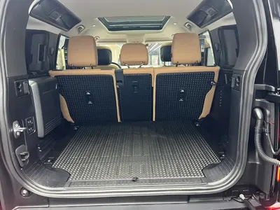 Land Rover Defender 2024, 20099 км, за 94327.39 USD - фото 24