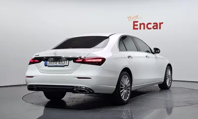 Mercedes-Benz E-Class 2023, 39564 км, за 29590.9 USD