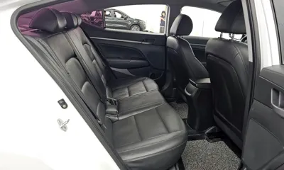 Hyundai Avante 2018, 127782 км, за 5888.83 USD - фото 12