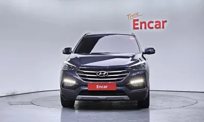 Hyundai Santafe 2016, 161172 км, за 5880.41 USD