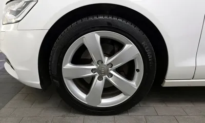 Audi A6 2015, 109578 км, за 6937.56 USD