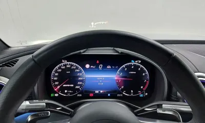 Mercedes-Benz SL-Class 2025, 4117 км, за 132838.39 USD - фото 8