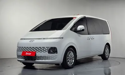 Hyundai Staria · 2025 год