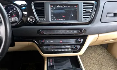 Kia Canival 2019, 98794 км, за 14145.96 USD - фото 15