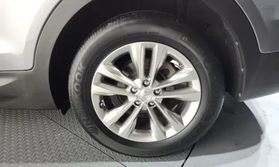 Hyundai Santafe 2017, 93072 км, за 9518.18 USD