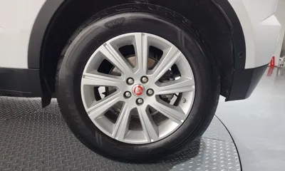 Jaguar E-Pace 2018, 60354 км, за 8925.09 USD - фото 21