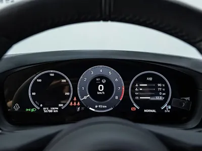 Porsche Cayenne 2025, 16790 км, за 125553.06 USD - фото 8