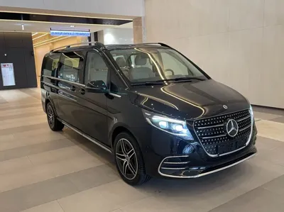 Mercedes-Benz V-Class · 2025 год