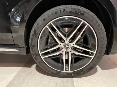 Mercedes-Benz V-Class 2025, 19 км, за 113128.15 USD