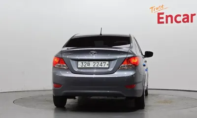 Hyundai Accent 2014, 150579 км, за 2083.74 USD
