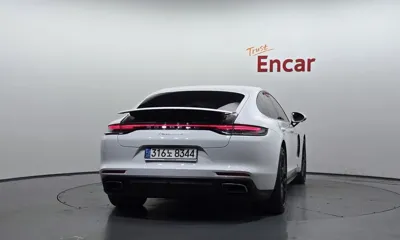 Porsche Panamera 2022, 30217 км, за 85335.43 USD