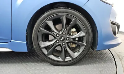 Hyundai Veloster 2016, 93590 км, за 4497.51 USD
